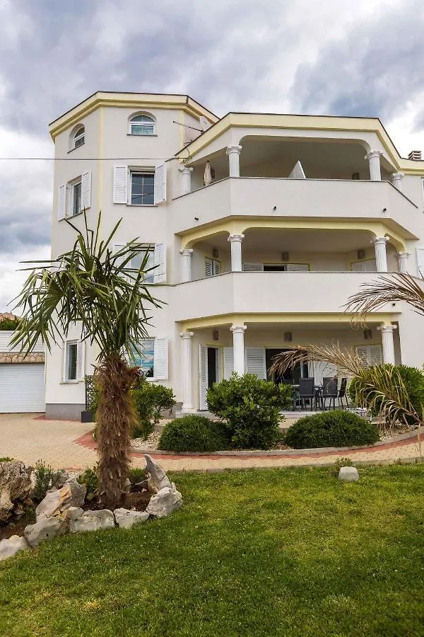 Apartment In Crikvenica 5515