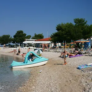  Apartman Totic