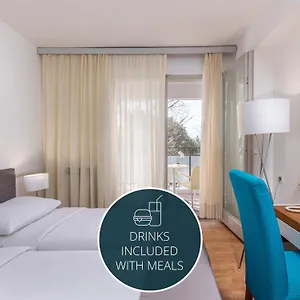 Hotel Zagreb, Crikvenica